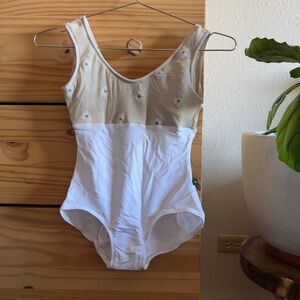 Beautiful custom floral Lucky Leo - small